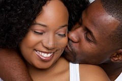 Top 10 des choses étranges que les femmes font après l'amour
